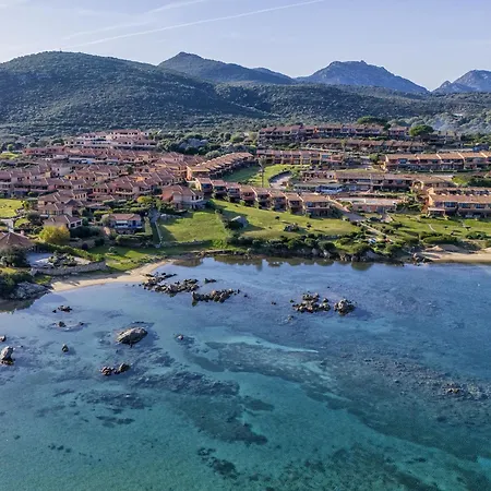 D4 - F3- Baia De Bahas By Interhome * Golfo Aranci